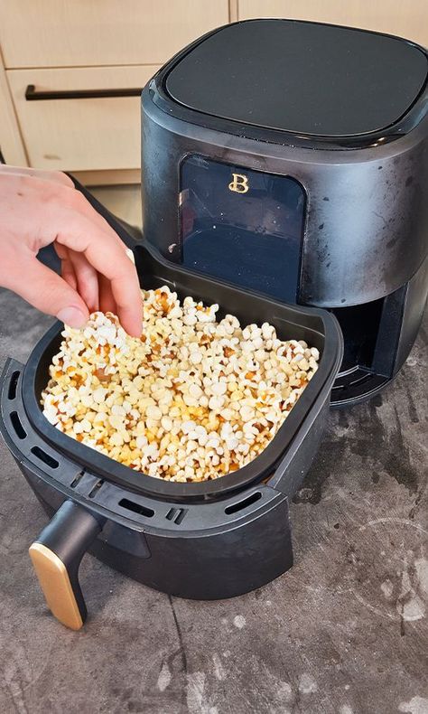 How To Make Popcorn In The Air Fryer! 🍿 | air fryer | How To Make Popcorn In The Air Fryer! 🍿 | By Eitan Bernath Popcorn In Airfryer, Airfryer Hacks, Air Fryer Recipes Uk, Air Fryer Popcorn, Air Fryer Recipes Videos, Popcorn Recipes Easy, Airfryer Recept, How To Make Popcorn, Actifry Recipes