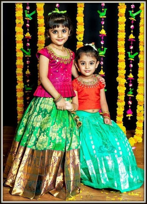 These Pattu Pavadai Choices Are Perfect For Your Tiny Tots This Wedding Season Baby Lehenga Designs, Silk Lehenga Designs, Pattu Pavadai Designs, Pattu Pavada, Baby Lehenga, Kids Party Wear Dresses, Pattu Pavadai, Kids Ethnic Wear, Kids Party Wear