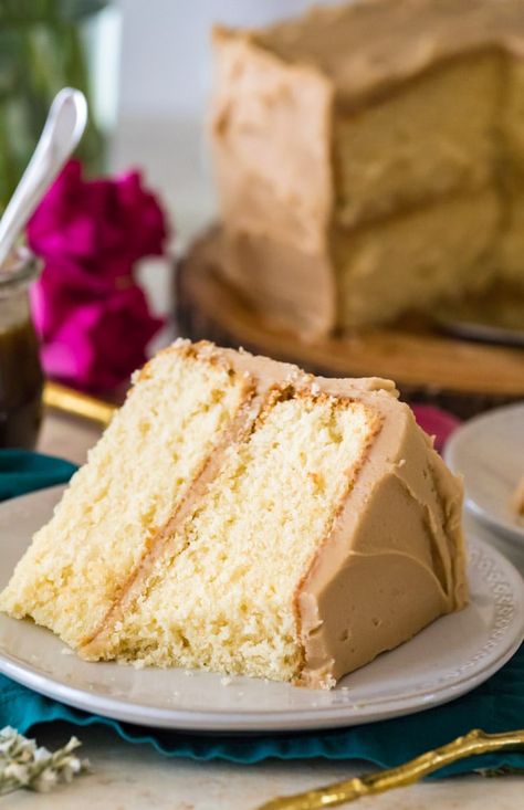 A soft and buttery CARAMEL CAKE cloaked with sweet caramel icing! This recipe uses the reverse creaming method for a plush, buttery crumb and includes a how-to video below the recipe! Caramel Cake Icing, Caramel Frosting Recipe, Reverse Creaming Method, Carmel Cake, Caramel Cake Recipe, Creaming Method, Caramel Icing, Caramel Desserts, Cafe Bakery