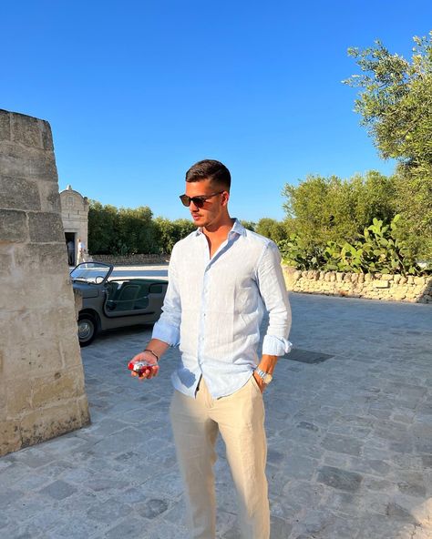 Mens Summer Dinner Outfit, Mens Summer Wedding Attire Guest Casual, Mens Wedding Guest Outfit Summer Casual, Beach Wedding Guest Outfit Men, Men’s Engagement Photo Outfits, Mens Cocktail Attire, Dinner Outfit Men, Mens Wedding Guest Outfit, Summer Style For Men