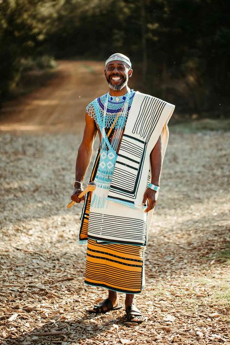 Xhosa Wedding Decor, Xhosa Traditional Wedding, Xhosa Wedding, South African Clothes, Xhosa Traditional Attire, Xhosa Attire, African Traditional Wear, Native Wears, Traditional African Clothing