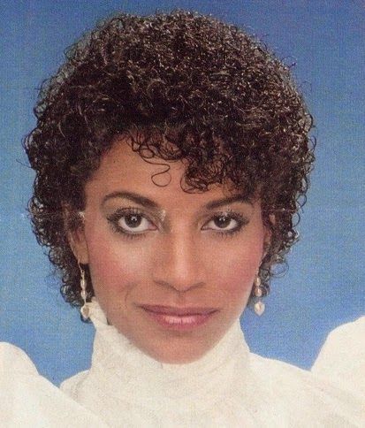 1980's style Jheri Curl 80s Curly Hairstyles Black Women, Jheri Curl Hairstyles Black Women, 80s Black Hairstyles, Curl Reformation, 1980s Black Hairstyles, 1980 Hairstyles, 1980s Hairstyles, 1980's Hairstyles, 80's Outfit