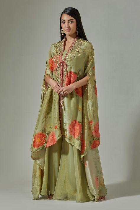 Shop for these amazing collections of Green Organza Printed Floral Pattern Cape: Front Open With Sharara Set For Women by Basanti - Kapde Aur Koffee online at Aza Fashions. Green Cape, Modest Fashion Hijab, Fashion Journals, Open Sleeve, Sharara Set, Designer Dresses Indian, Set For Women, Indian Wear, Indian Outfits