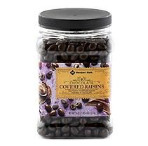 Yummy Easy Snacks, Chocolate Covered Raisins, Chocolate Raisins, Sweet California, Chocolate Covered Fruit, Quick Snack, Members Mark, Chocolate Coating, Sam's Club