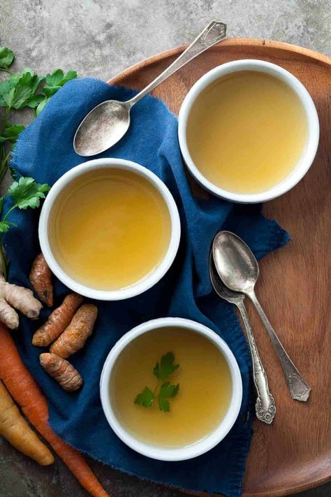 Cleansing Soup, Recipes With Vegetable Broth, Vegetable Broth, Healthy Slow Cooker, Broth Recipes, Vegan Soups, Healthy Soup, Polenta, Soup And Salad