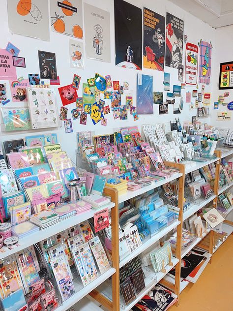 #stationery #stationeryaddict Korean Stationery Store, Stationary Business Ideas, Small Art Business Aesthetic, Stationery Store Design Ideas, Small Stationery Store Design, Stationery Shop Design, Stationary Small Business, Small Gift Shop Interiors, Stationery Display