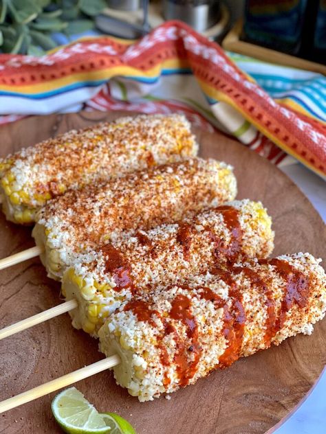 Elote In A Cup, Mexican Snacks, Mexican Street Food, Mexico Food, Food Therapy, Yummy Comfort Food, Corn On The Cob, Food Trucks, Comfort Foods