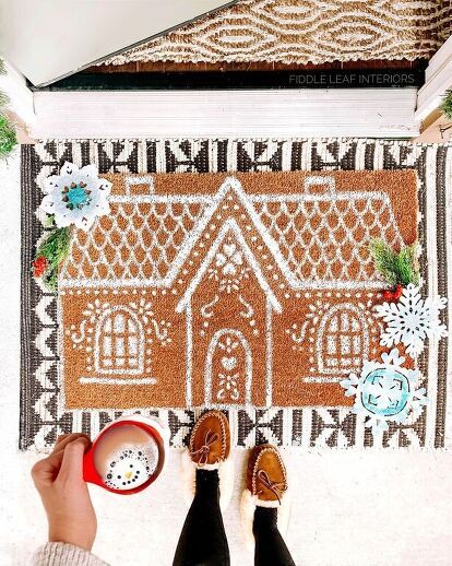 Gingerbread Doormat, Doors Mats, Quick Diy Christmas Decorations, Doormat Diy, Christmas Tree Tops, Anthropologie Inspired, Tree Textures, Cone Christmas Trees, Christmas Doormat