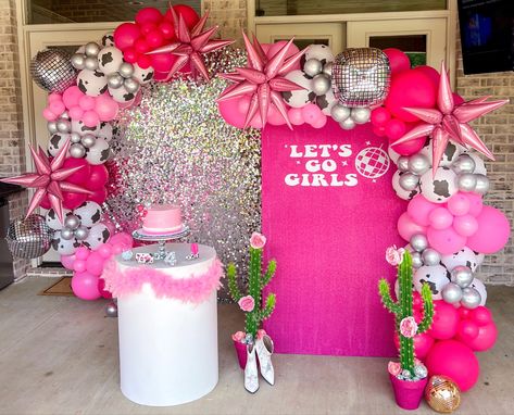 Space Cowgirl Balloon Garland, Disco Cowgirl Party Backdrop, Cowgirl Disco Party Decorations, Pink Cowgirl Birthday Party Aesthetic, Disco Cowgirl Balloon Arch, Rhinestone Cowgirl Party Decor, Disco Cow Girl Birthday Party, Disco Cowgirl Backdrop, Western Barbie Party