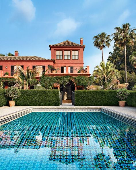 Moroccan tiles cover the bottom of a swimming pool at a Spanish villa in Andalucia. Spanish Pool, Airplane Hanger, Hanger House, Pool Indoor, Spanish Villa, Swimming Pool Tiles, Casas Coloniales, Spanish Style Homes, Swimming Pool Designs