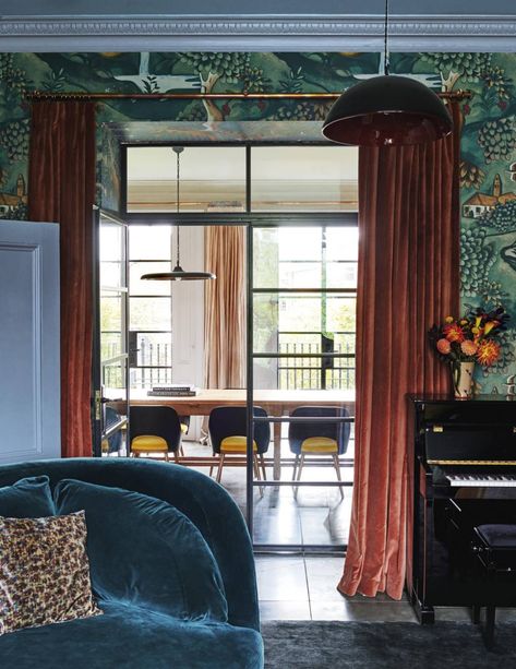 Patterned wallpaper - velvet curtains | House & Garden Rachel Chudley, Art Deco Fireplace, Oak Cupboard, American Interior, Victorian London, London House, Velvet Curtains, Curtain Designs, Wallpaper Living Room