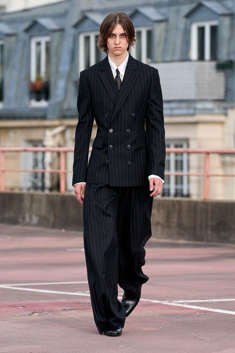 Male Prom Outfits 2023, Couture Suits Men, Runway Suits Men, High Fashion Suits Men, Runway Outfits Men, Graduation Fits For Men, Prom Outfit Men, Elegant Male Outfit, Runway Fashion Men