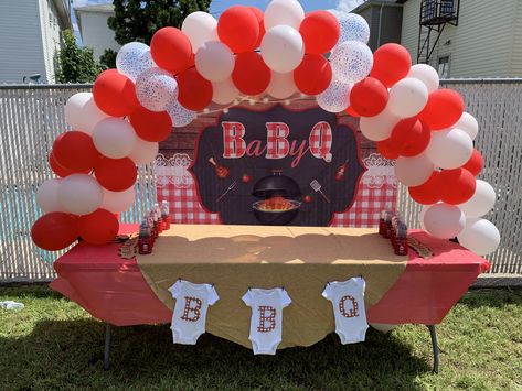 Bbq Gender Reveal Party Decorations, Gender Reveal Ideas Bbq, Barbecue Gender Reveal Party, Babyq Shower Ideas, Baby Q Theme Baby Shower Ideas, Baby Q Balloon Arch, Babyque Gender Reveal Ideas, Bbq Balloon Arch, Bbq Baby Shower Ideas For Boys