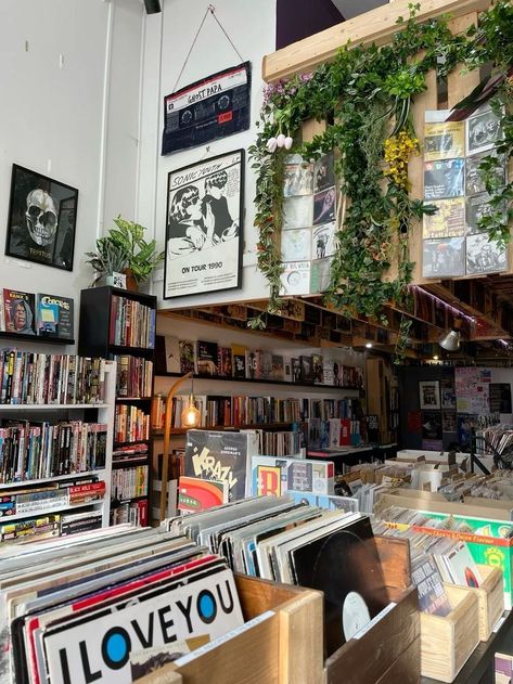 Vinyl Store Aesthetic, Records Aesthetic, Store Aesthetic, Vinyl Record Shop, Vinyl Shop, Shopping Aesthetic, Vinyl Record Store, Vinyl Aesthetic, Vinyl Store