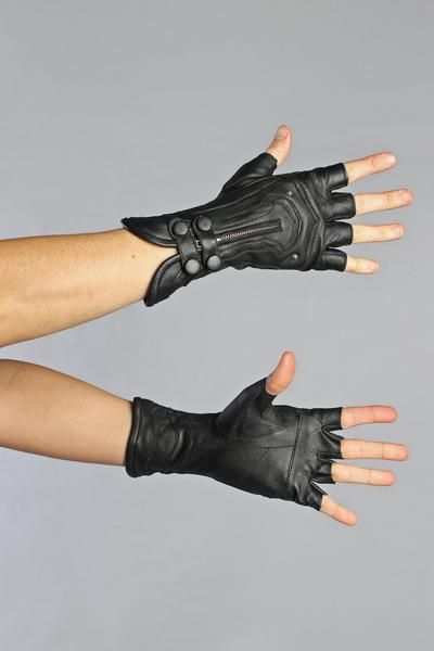 Goth Gloves, Steam Trunk, Archery Gloves, Gloves Aesthetic, Goth Streetwear, Leather Fingerless Gloves, Festival Mode, Formal Gloves, Black Leather Gloves