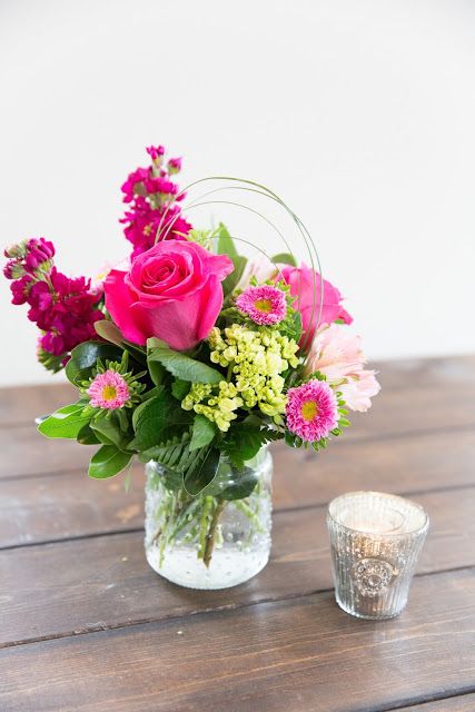 Simple Valentine Flower Arrangements, Modern Valentines Flowers, Small Valentines Floral Arrangements, Valentines Flowers Arrangements, Valentines Flower Arrangements Ideas Bouquets, Valentine Flowers Ideas, Valentine’s Day Flower Arrangements, Valentines Flower Arrangements Ideas, Valentine’s Day Floral Arrangements