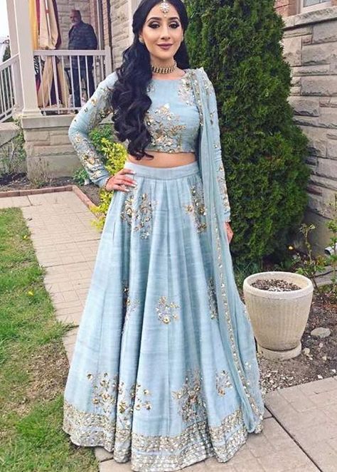 email sajsacouture@gmail.com to place your custom order! can be done in any colour! Blue Lengha, Orang India, How To Dress For A Wedding, Pengantin India, Sangeet Outfit, Desi Outfits, Lehnga Dress, Punjabi Outfits, Gaun Fashion