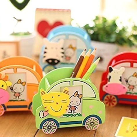 *Colorful Wooden Car Design Pen Stand with Photo Frame and Clip Return Gift Set* 🖼️kids Use For Return Gits Ideal size for pen holder 🖼️Wooden material Best Choice For Birthday Party return Gift Dimensions: 12 X 5 X 10 CM 🖼️The Colour and the design may vary. *Random designs & mix color* Price-85rs each moq-30 pcs Ship extra DM us for more information 🙂 #Returngifts #penstand #girlsparty #biethdayfavourbags #nonwovenbags #1styearbirthdaygifts #colouring #gifthampers #returngiftf... Birthday Giveaways For Kids, Birthday Party Return Gifts, Birthday Banner Background Hd, Pencil Stand, Return Gifts For Kids, Transportation Birthday Party, Birthday Return Gifts, Transportation Birthday, Kids Office