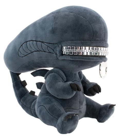 PRICES MAY VARY. Have you ever wanted to snuggle the most terrifying creature in the universe? If you’ve wisely refrained from hugging a Xenomorph in the past, our brand new collectible plush Xenomorph Zippermouth is here to change all that. Inspired by the titular monster from Ridley Scott’s Alien film franchise, the Xenomorph Zippermouth is the first in our new series of adorable, chibi-styled plush monsters. Charming, edgy and packed with personality, Zippermouths are soft and cute enough for Baby Yoda Bed Sheets, Custom Made Plush, Alien Cow Lamp, Alien Xenomorph, Cute Alien, Ridley Scott, Kawaii Room, Designer Toys, Play Activities