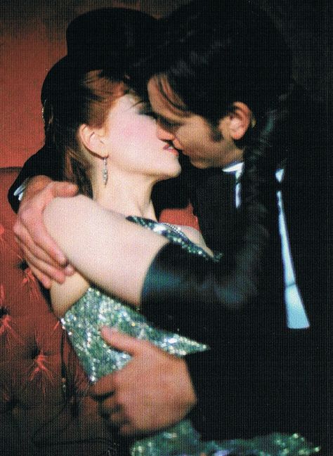 NICOLE KIDMAN & EWAN MCGREGOR as SATINE & CHRISTIAN photographed for MOULIN ROUGE! (2001) Satine Moulin Rouge Halloween Costume, Moulin Rouge Ewan Mcgregor, Satine Moulin Rouge Aesthetic, Christian Moulin Rouge, Moulin Rouge Aesthetic, Ewan Mcgregor Moulin Rouge, Nicole Kidman Moulin Rouge, Satine Moulin Rouge, Moulin Rogue