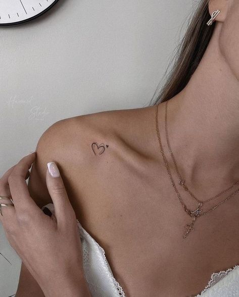 Heart Tattoo, Tattoo On, Tattoo Ideas, Tattoo Designs, Tattoos, Wall, Design, Art