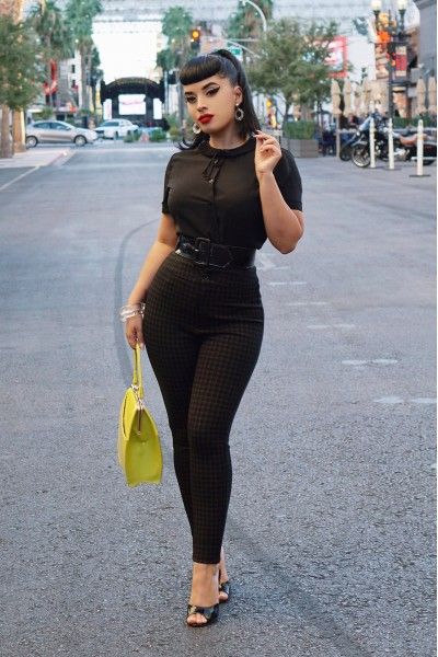 Pakaian Hipster, Moda Pinup, Rockabilly Looks, Moda Rock, Estilo Pin Up, Club Outfits For Women, Rockabilly Outfits, Pin Up Outfits, Look Retro