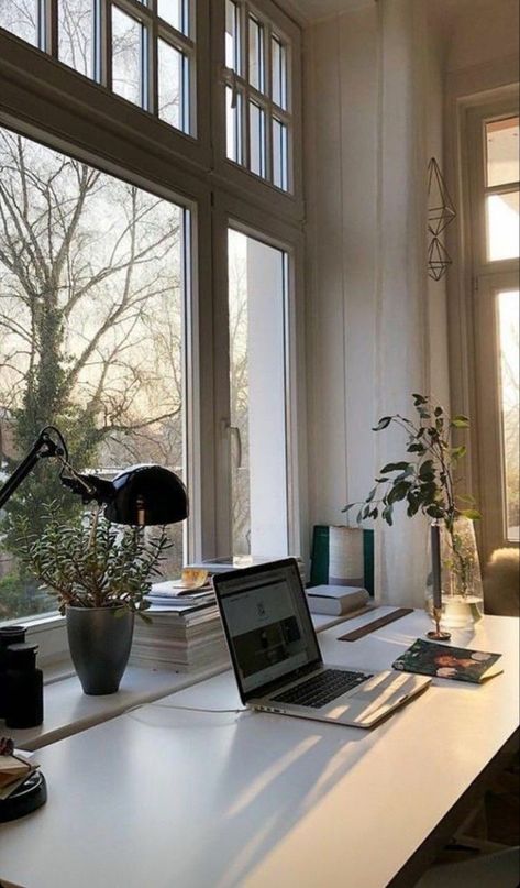 Desk Study Aesthetic, Study Place Aesthetic, Aesthetic Workspace, Productivity Aesthetic, Study Vibes, Study Inspo, Aesthetic Rooms, Dream Apartment, Study Inspiration