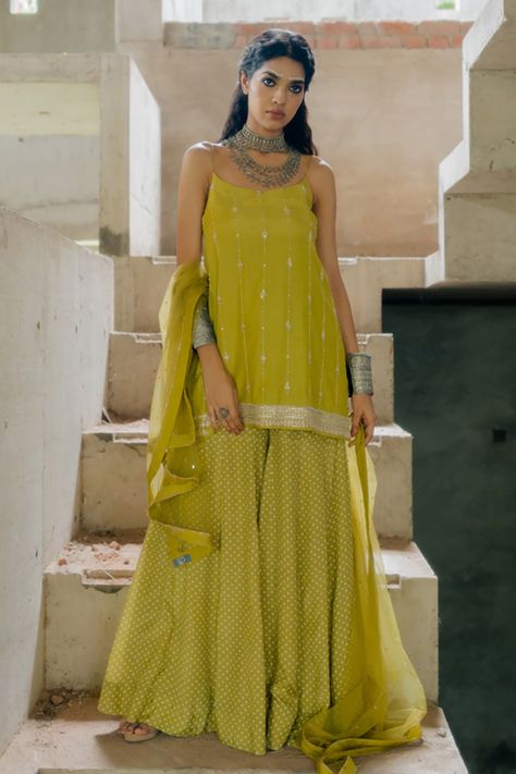 Buy Green Kurta And Sharara Spun Silk Sequin Embroidered Strappy Set For Women by Tussah by Siddhi Shah Online at Aza Fashions. Strappy Kurta, Green Sharara Suit, Green Sharara, Bandhej Print, Kurta And Sharara, Diwali Outfits, Kaftan Designs, Bridesmaid Saree, Embroidered Motifs