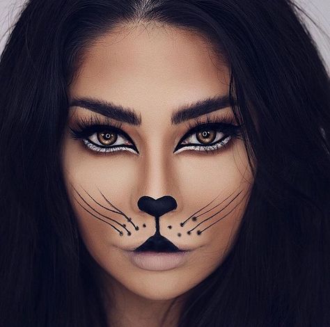 @margaritapacas Nem Halloween Makeup, Halloween Makeup Ideas Easy, Makeup Fantasi, Simple Cat Makeup, Carnaval Make-up, Cat Halloween Makeup, Halloween Makeup Clown, Makeup Ideas For Halloween, Halloweenský Makeup