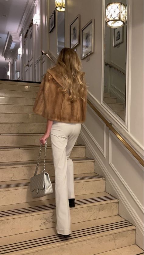 Birkin Mom, Serena Van Der, Serena Van, Super Rich Kids, Serena Van Der Woodsen, Upper East Side, Money Aesthetic, Old Money Aesthetic, Star Girl