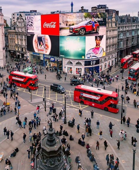 London Highlights, London Aesthetic, England London, Piccadilly Circus, St Pancras, Mountain Vacations, London Transport, London Town, August 26