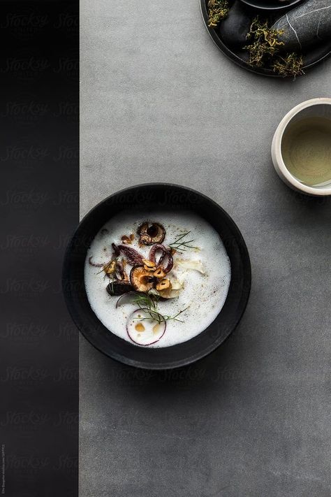 Asian Food Photography, Moody Food Photography, Restaurant Photography, Food Projects, Asian Fusion, Food Photography Styling, Food Plating, Beautiful Food, Food Design