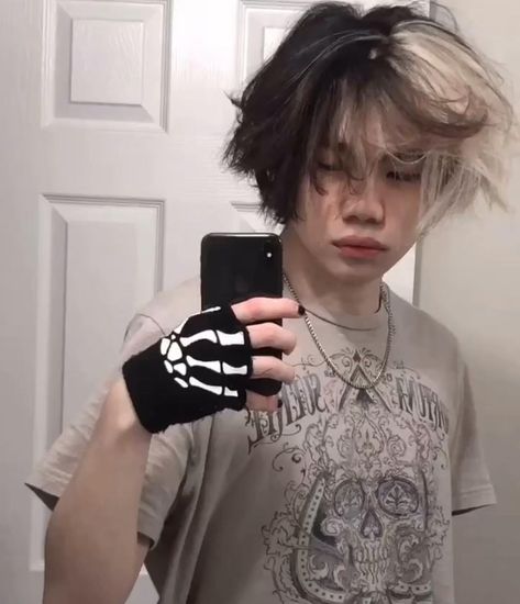 Biy Haircuts, Hairstyles Boy, Gothic Hairstyles, Boy Hairstyles, No Instagram, Hairstyles, Hair, Instagram