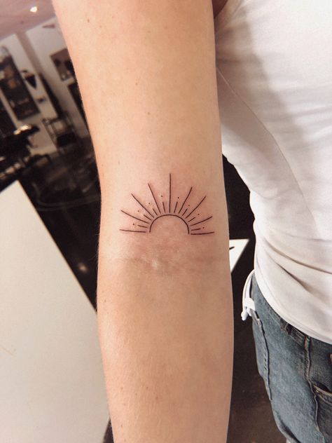 Half Sun Arm Tattoo, Half Sun Wrist Tattoo, Half Sun Line Tattoo, Sun Tattoo Arm Half Sleeves, Half A Sun Tattoo, Sunrise Arm Tattoo, Sun Tattoo Above Knee, Half Sunshine Tattoo, Sun Tattoo Inner Arm