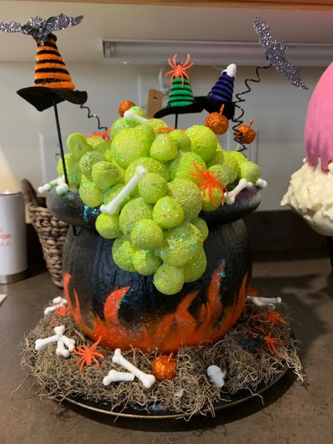 Halloween Decorating Pumpkin Ideas, Witches Brew Pumpkin Painting, Pediatric Pumpkin Decoration, No Paint Pumpkin Decorating, Food Decorated Pumpkins, Pumpkin Decorating For Healthcare, Phlebotomy Pumpkin Decorating, Decorating Pumpkin Ideas No Carve, S’mores Pumpkin Decorating