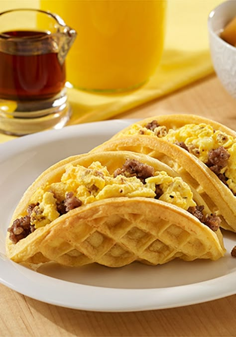 Who says you can’t have breakfast for dinner? These Sausage and Egg Waffle Tacos are easy to prepare anytime! Waffle Tacos, Recipe With Buttermilk, Waffle Taco, Waffle Iron Recipes, Ready Set Eat, Buttermilk Waffles, Egg Waffle, Waffle Maker Recipes, Wakey Wakey