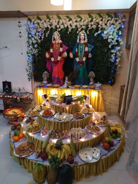 Gauri Pujan Decoration, Durga Pooja Decoration At Home, Gauri Decoration Ideas At Home, Gauri Decoration Ideas, Gouri Ganpati Decoration Ideas, Mahalaxmi Decoration Ideas At Home, Mangla Gauri, Ganeshji Decoration, Gauri Pujan