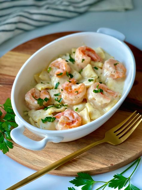 Ravioli With Shrimp, Butter Garlic Sauce, Spring Mix Salad, Ravioli Pasta, Ravioli Recipe, Cheese Ravioli, Shrimp Recipes For Dinner, Garlic Butter Sauce, Shrimp Recipes Easy