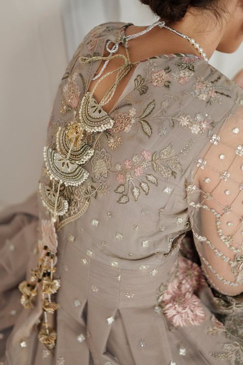 EMBROIDERED NET CH10-08 – BAROQUE Embroidery Floral Designs, Walima Dresses Pakistani, Bridal Lehenga Indian, Pakistani Mehndi Dress, Wedding Dresses Pakistani, Walima Dress, Net Design, Indian Bridal Sarees, Indian Bridal Lehenga