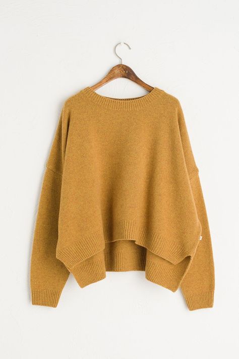 Mustard Jumper, Loose Knitwear, Autumn Jumpers, Mustard Sweater, New Wardrobe, Knit Jumper, Luxury Outfits, Baby Fashion, Mustard