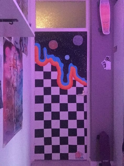 Painted Bedroom Doors, Bedroom Art Painting, Pintura Hippie, Things To Paint, Gold Bedroom Decor, Trippy Drawings, Trippy Painting, Hippie Painting, Cute Canvas Paintings