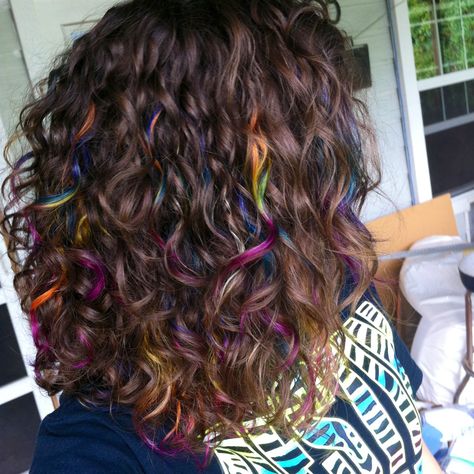 Hair Dye Ideas For Wavy Curly Hair, Vivid Hair Color Curly, Curly Shag Haircut Medium No Bangs, Purple Hair Highlights On Black Hair, Curly Hair Vivid Color, Curly Hair With Colored Highlights, Curly Hair Dyed Tips, Peekaboo Highlights Curly Hair, Curly Hair Dye Ideas Highlights