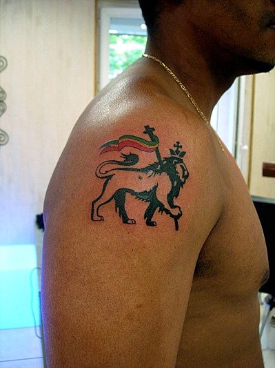 1000+ images about tattoo ideas on Pinterest | Lion Of Judah ... Judah Tattoo, Lion Of Judah Tattoo, Rasta Tattoo, Dark Skin Tattoo, Rasta Art, Black Men Tattoos, Africa Tattoos, Baby Tattoo Designs, Rasta Man