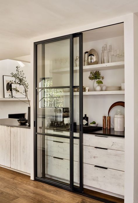 Hotel Pantry Design, Modern Pantry Cabinet, Pantry With Glass Doors, Closed Kitchen Design, Kitchen Bookcase, Modern Kitchen Pantry, Antique Interior Design, Sag Harbor New York, Modern Pantry