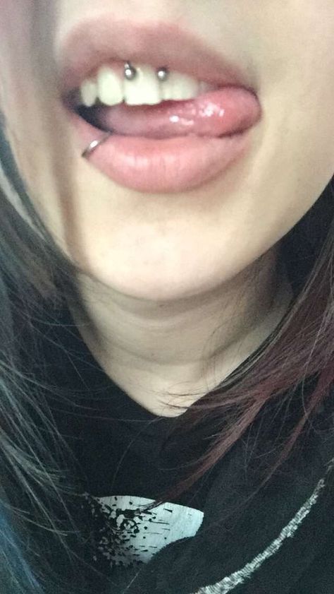 Smiley / lip ring Left Lip Piercing, Inner Lip Piercing, Single Lip Piercing, Lip Piercing On Small Lips, Small Lip Piercing, Cute Facial Piercings Lips, Lip Peicerings, Side Lip Piercing, Side Labret