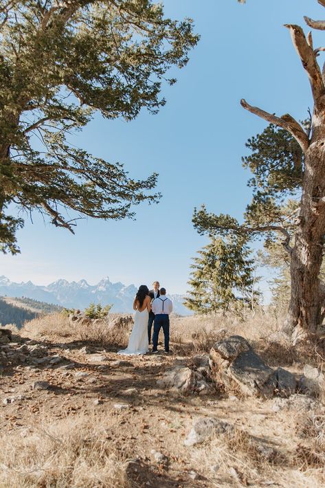 Read about this elopement at the Wedding Tree outside of Jackson Hole with Teton Views by Foxtails Photography | Natural, candid wedding photography | #weddings #elopement #weddinginspiration #destinationwedding #intimatewedding Jackson Hole Elopement, Jackson Hole Wyoming Elopement, Jackson Hole Wyoming Wedding, Wedding Tree Jackson Hole, Wyoming Elopement, The Wedding Tree Wyoming, Helicopter Elopement Bc, Dream Elopement, Wyoming Landscape