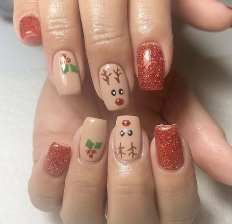 Check out these cute reindeer Christmas nails by Shiyanne Tipton @rustic.beauty.byshiy #reindeernails #hollynails #decembernails #christmasnails #redglitternails #holidaynails #decembernailinsperation Christmas Nails Short Reindeer, Christmas Nail Reindeer, Christmas Nails Rain Deer Simple, Simple Reindeer Nails, Christmas Nails Acrylic Gingerbread, Christmas Reindeer Nail Designs, Christmas Nail Designs Reindeer, Christmas Nails Rain Deer, Rain Deer Nails