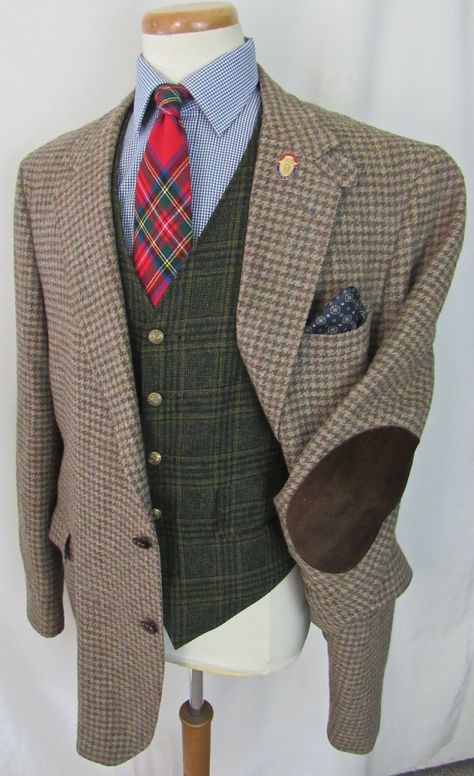 1 of 7: Vtg Norfolk BELTED BACK Tweed Hunting blazer 46 L shooting jacket ELBOW PATCHES Sport Coat Outfit, Gentleman Mode, Tweed Men, Harris Tweed Jacket, Mens Dress Outfits, Dapper Mens Fashion, Tweed Jackets, Guys Fashion, Country Attire