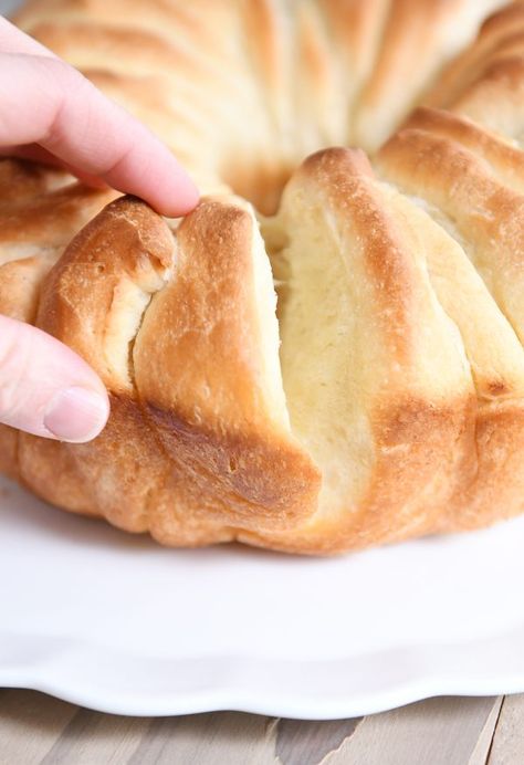 Buttery Pull Apart Bundt Bread Artistic Bread, Bundt Bread, Pull Apart Bread, Kitchen Cafe, Piece Of Bread, Oatmeal Chocolate Chip Cookies, Bundt Pan, Chocolate Chip Oatmeal, At The Table