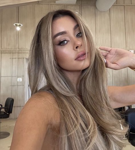 Sierra Furtado Hair, Hair By Chrissy, Hairby Chrissy, Sierra Furtado, Sandy Blonde, Blonde Hair With Highlights, Haircut And Color, Hair Inspo Color, Silver Hair